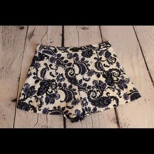 Forever 21 White & Blue Paisley Shorts